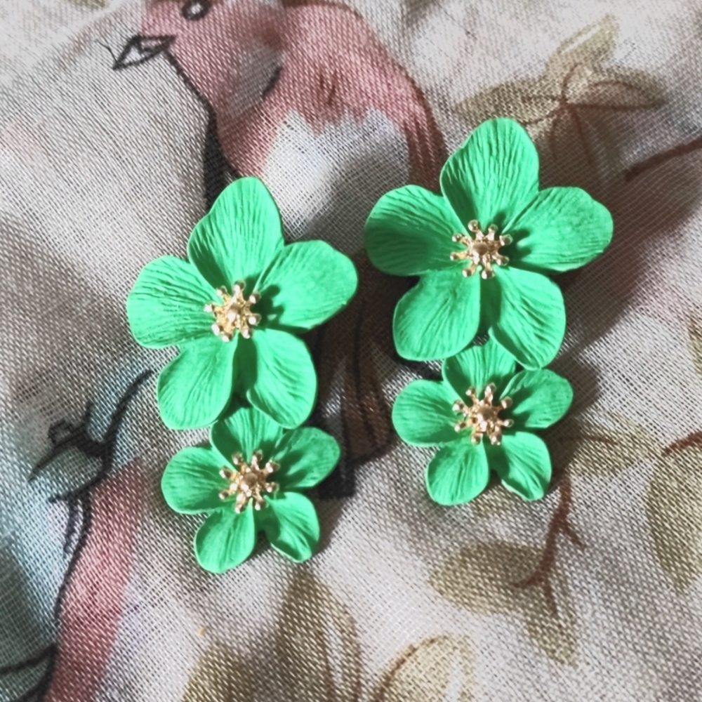 Green and Gold  Metal Flower Floral Spring Summer Garden Earrings NOC Plumeria